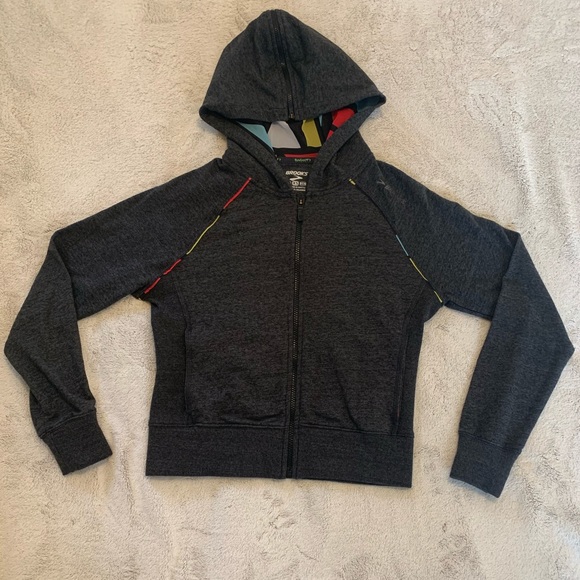 Brooks Revival Hoodie - Picture 5 of 16